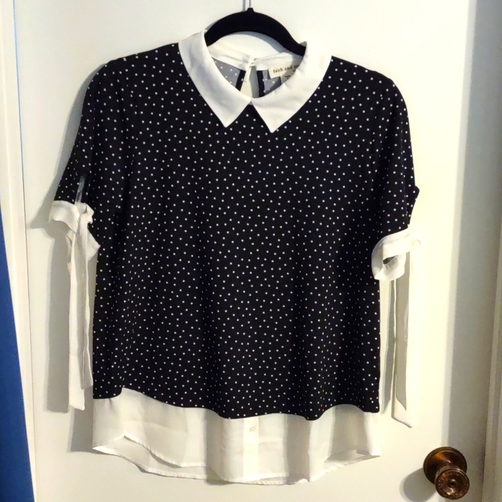 NWOT Faith and Joy medium blouse
